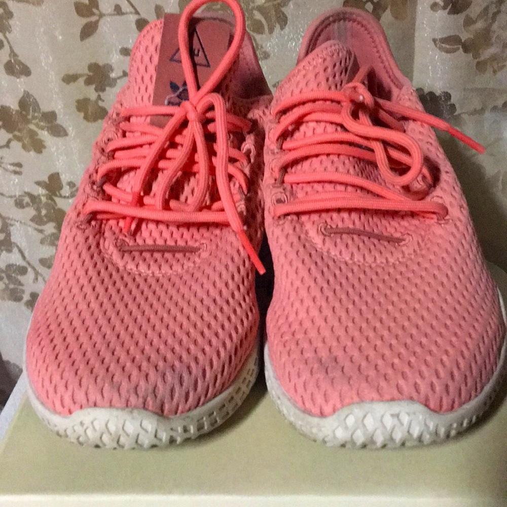 adidas Hu - Picture 2 of 5